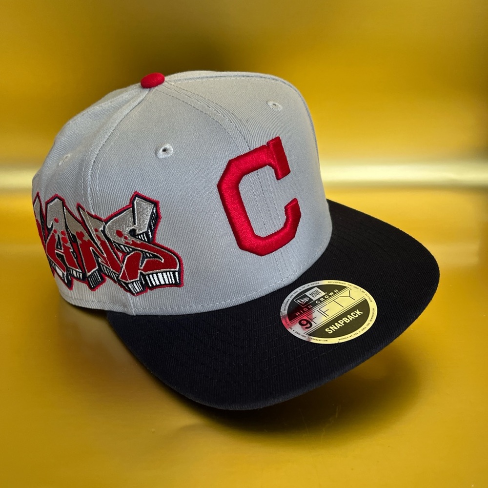 New Era 9fifty High Crown Cleveland Indians Gray Black Side GraffitiSnapback Hat